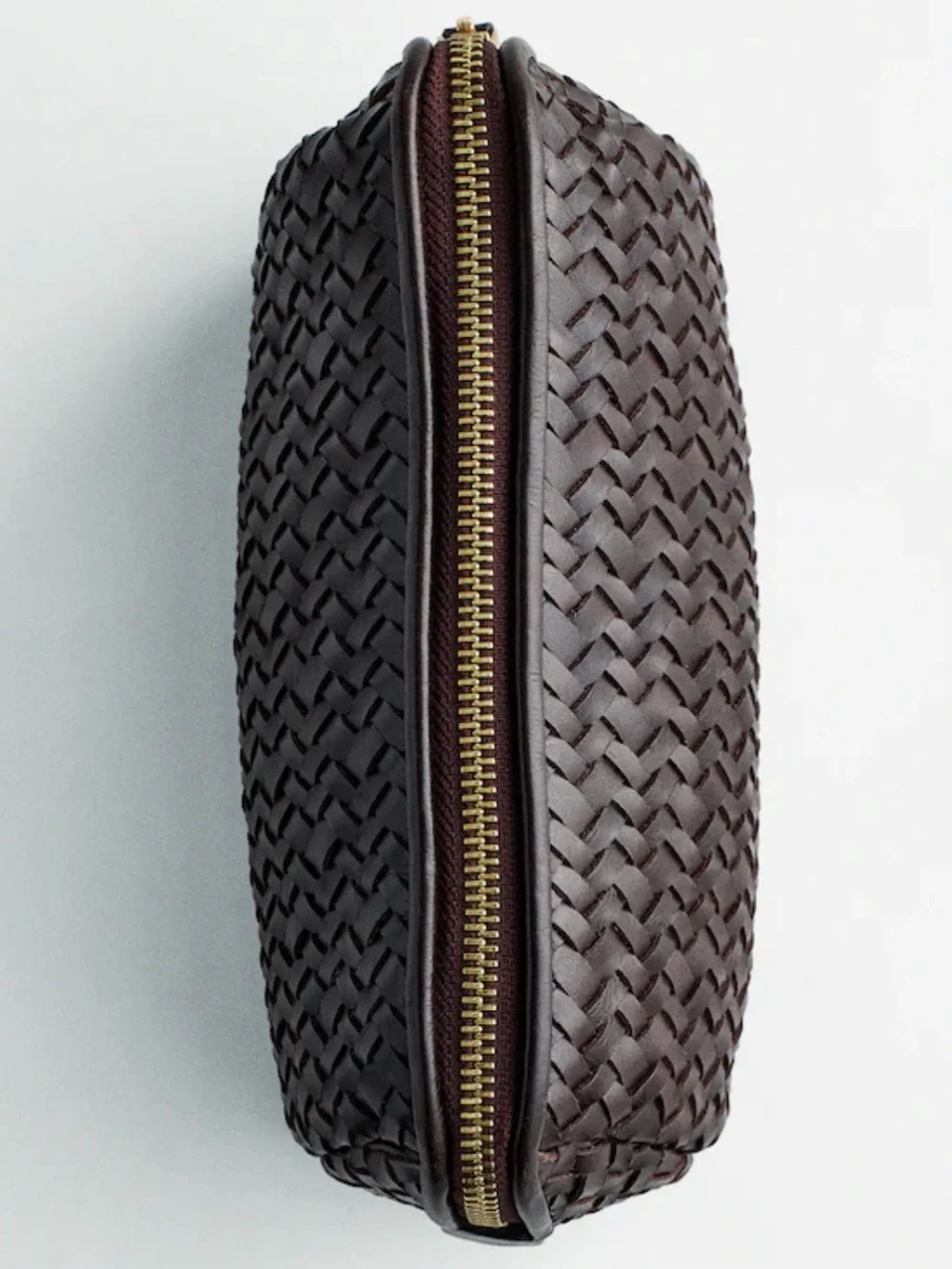 The Signature Woven Zip Pouch DARK BROWN Madewell woven leather pouch